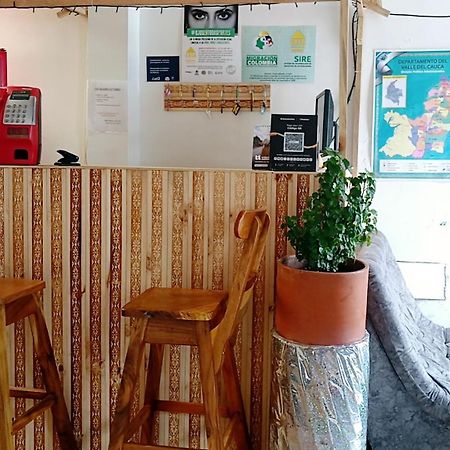 Casa Amarilla Hostel - كالي المظهر الخارجي الصورة